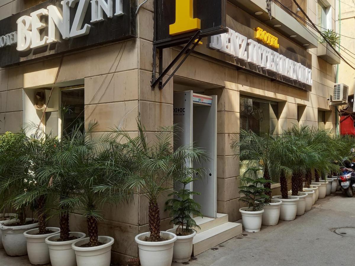 Hotel Benz International Delhi  Exterior photo