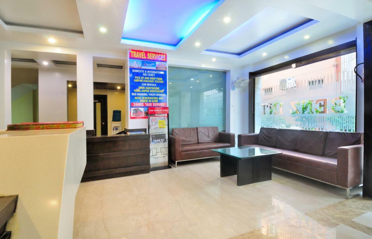 Hotel Benz International Delhi  Exterior photo